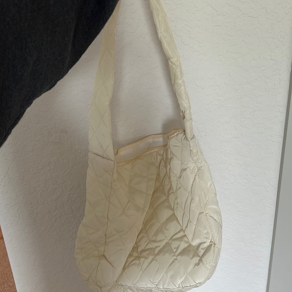 Quilted cream tote bag
